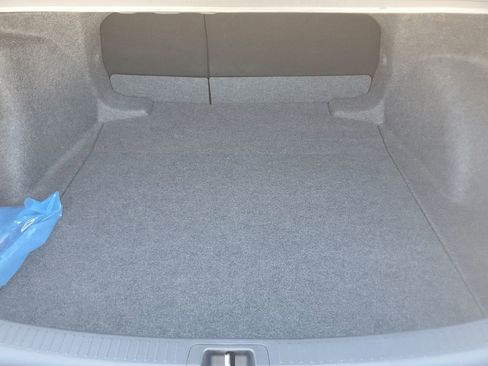 Used 2025 Toyota Corolla LE w/ Convenience Package image 12