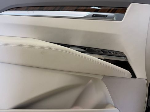 New 2026 Cadillac Escalade ESV Platinum Sport w/ LPO, ONYX Package image 10