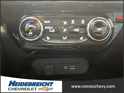 Certified 2024 Chevrolet Trax RS w/ Driver Confidence Package FWD image 23