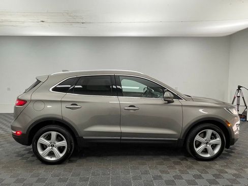 Used 2017 Lincoln MKC Premiere AWD/4WD image 6