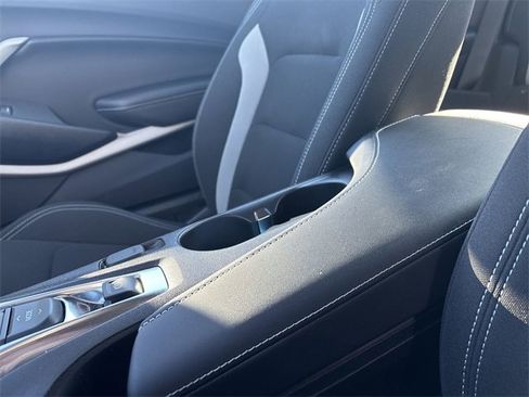 Used 2023 Chevrolet Camaro LT w/ Technology Package image 23