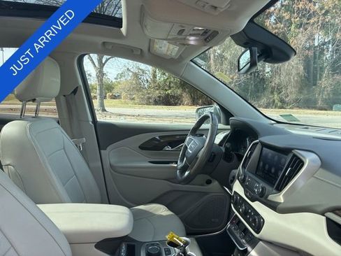 Used 2020 GMC Terrain Denali w/ Denali Premium Package FWD image 23