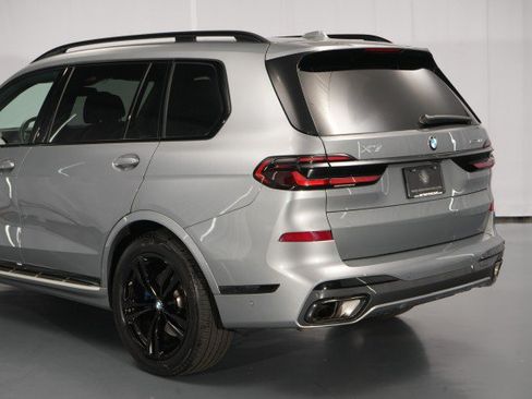 Used 2026 BMW X7 xDrive40i AWD/4WD image 18