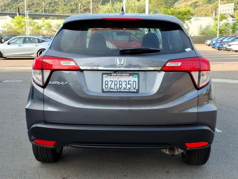 Used 2022 Honda HR-V LX image 5