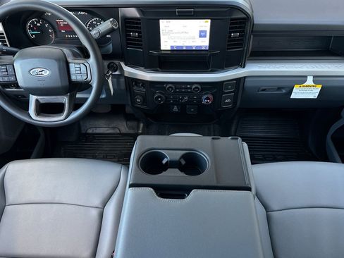 New 2026 Ford F250 XL w/ XL Chrome Package image 13