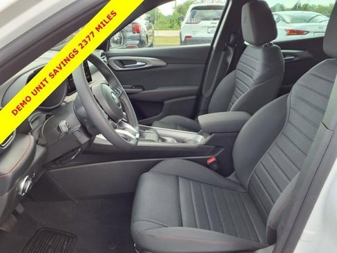 New 2025 Dodge Hornet GT w/ Tech Pack image 15