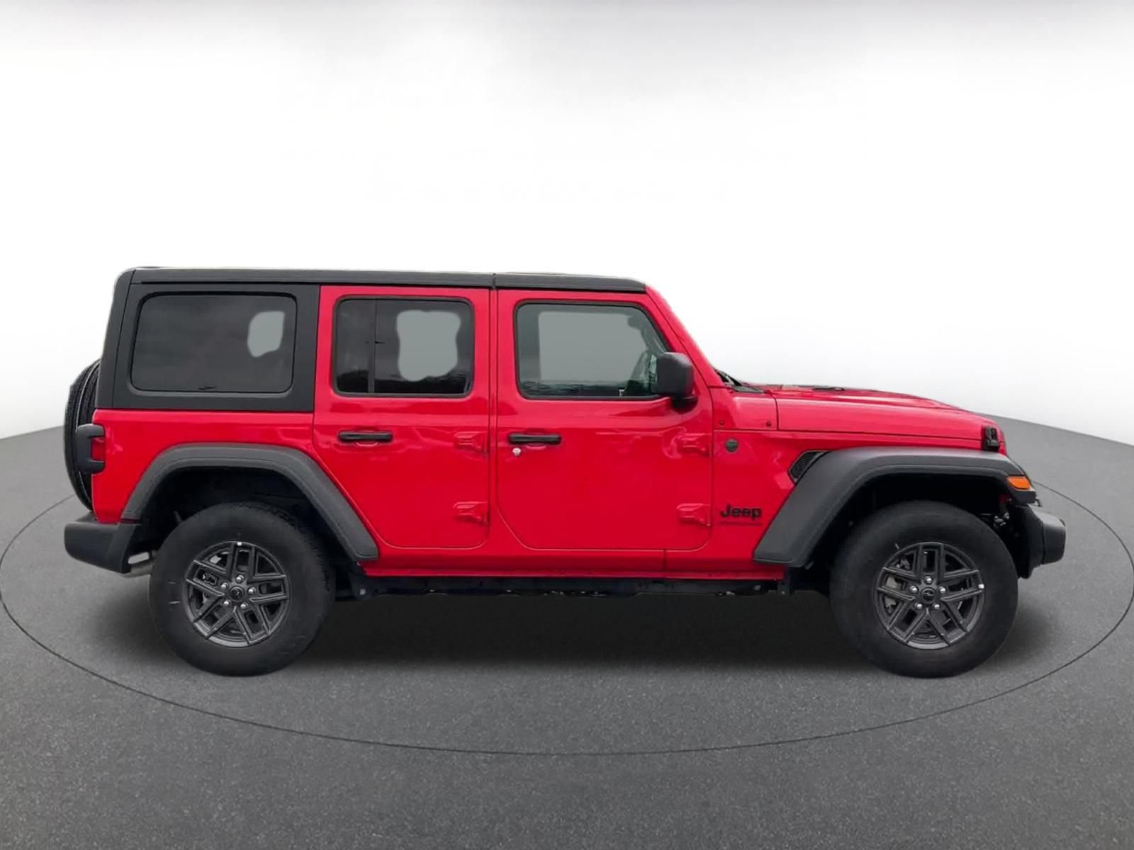 Used 2025 Jeep Wrangler Unlimited Sport AWD/4WD image 15