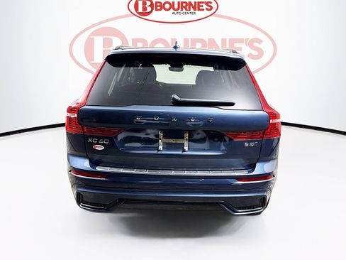 Used 2024 Volvo XC60 B5 Core w/ Protection Package Premier image 9