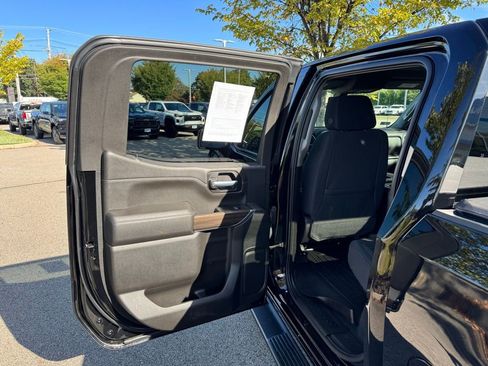 Used 2022 Chevrolet Silverado 1500 RST w/ Safety Package image 17