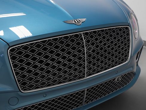 Used 2022 Bentley Continental GT AWD/4WD image 20