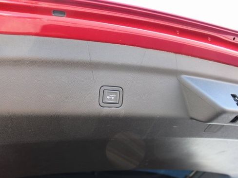 Used 2021 Cadillac Escalade Sport w/ Driver Assist Tech Package image 8