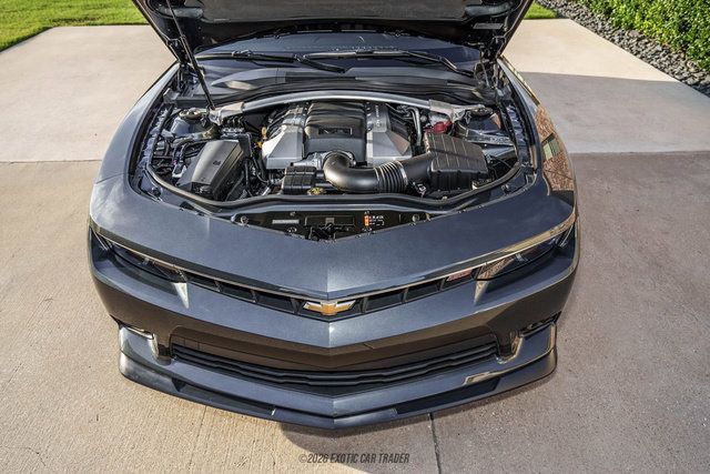 Used 2015 Chevrolet Camaro SS w/ SS Performance Package RWD image 18