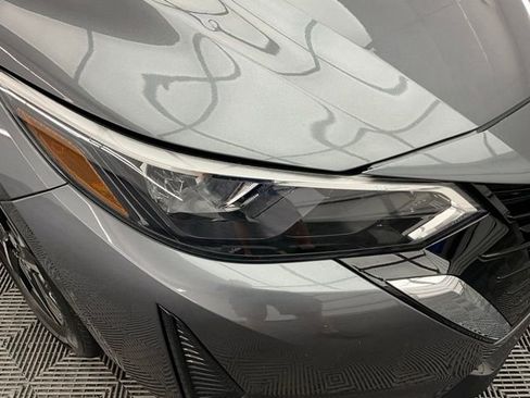 Used 2025 Nissan Sentra SV image 24