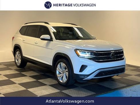 Certified 2023 Volkswagen Atlas SE FWD image 1