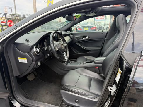 Used 2014 Mercedes-Benz CLA 250 image 8