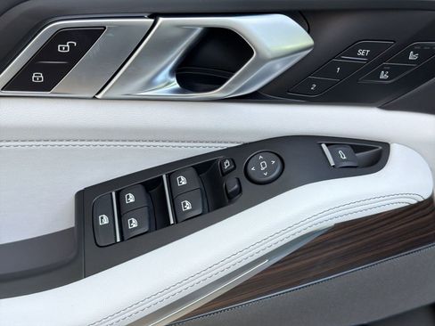 New 2026 BMW X5 xDrive40i AWD/4WD image 21