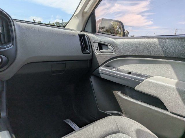 Used 2017 Chevrolet Colorado W/T RWD image 15
