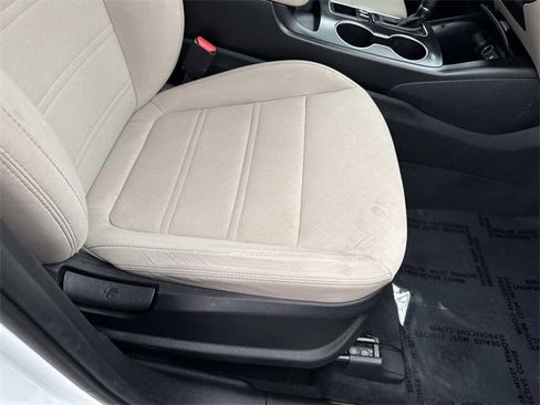 Certified 2018 Kia Sorento LX image 10