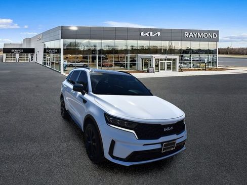 Used 2023 Kia Sorento SX AWD/4WD image 9