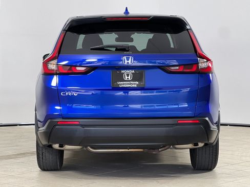 Used 2025 Honda CR-V LX image 5