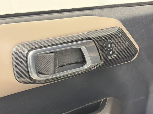 Used 2023 Ford Bronco Wildtrak AWD/4WD image 27