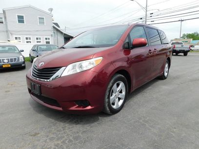 Used 2011 Toyota Sienna LE
