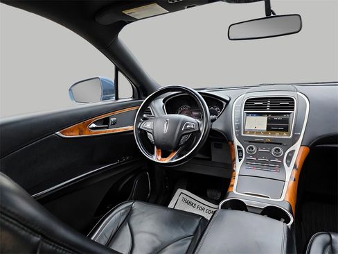 Used 2018 Lincoln MKX Reserve image 12