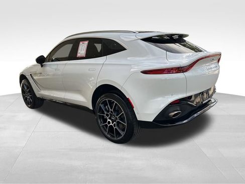 Used 2021 Aston Martin DBX AWD/4WD image 4