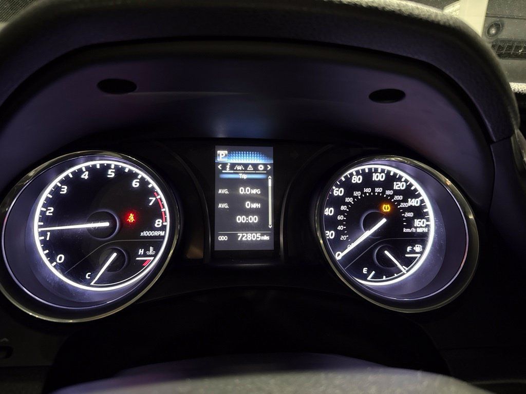 Used 2020 Toyota Camry SE FWD image 18