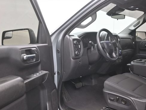 Used 2024 Chevrolet Silverado 1500 Custom Trail Boss AWD/4WD image 11