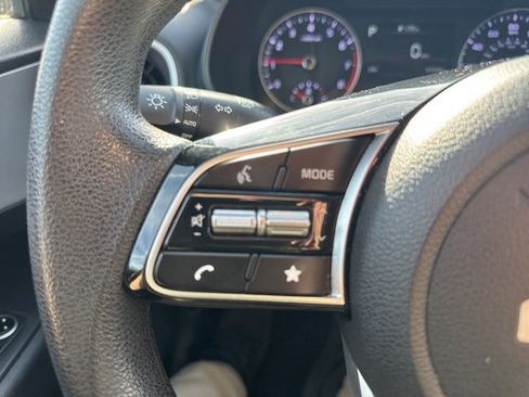 Used 2023 Kia Forte LXS image 20