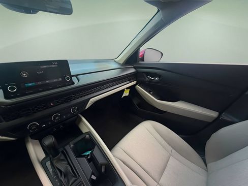 Used 2024 Honda Accord LX image 15