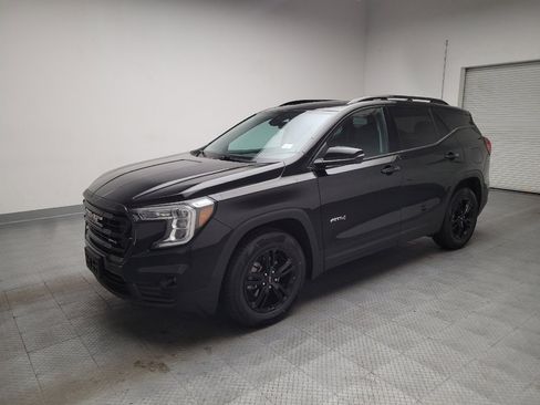 Used 2022 GMC Terrain AT4 AWD/4WD image 2