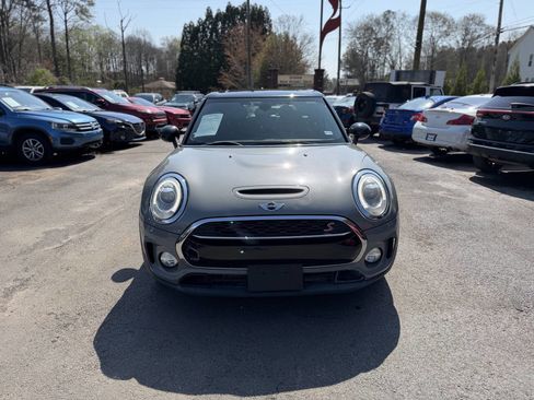 Used 2017 MINI Cooper Clubman S image 2