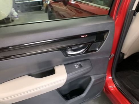 Used 2024 Honda CR-V EX-L image 19