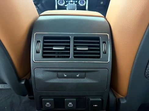 New 2024 Jaguar XF R-Dynamic SE image 20