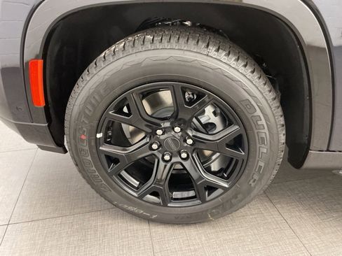 New 2025 Jeep Wagoneer Series II image 10