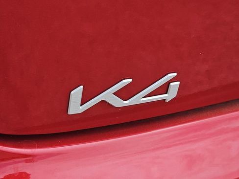 Used 2025 Kia K4 FWD image 10
