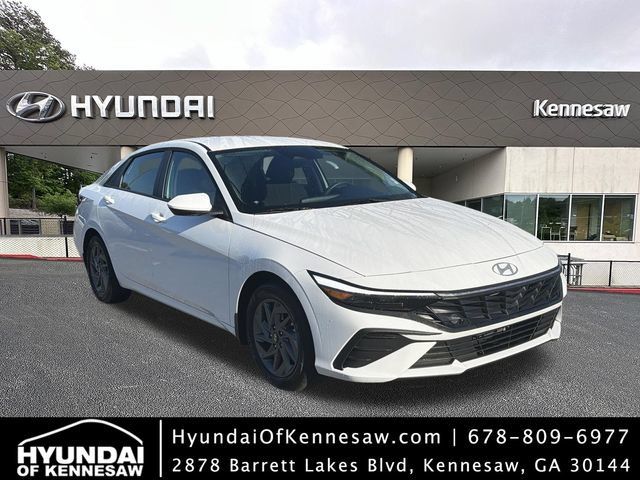 Certified 2026 Hyundai Elantra Hybrid FWD image 1