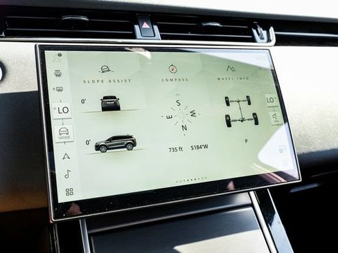 New 2026 Land Rover Range Rover Evoque S AWD/4WD image 35
