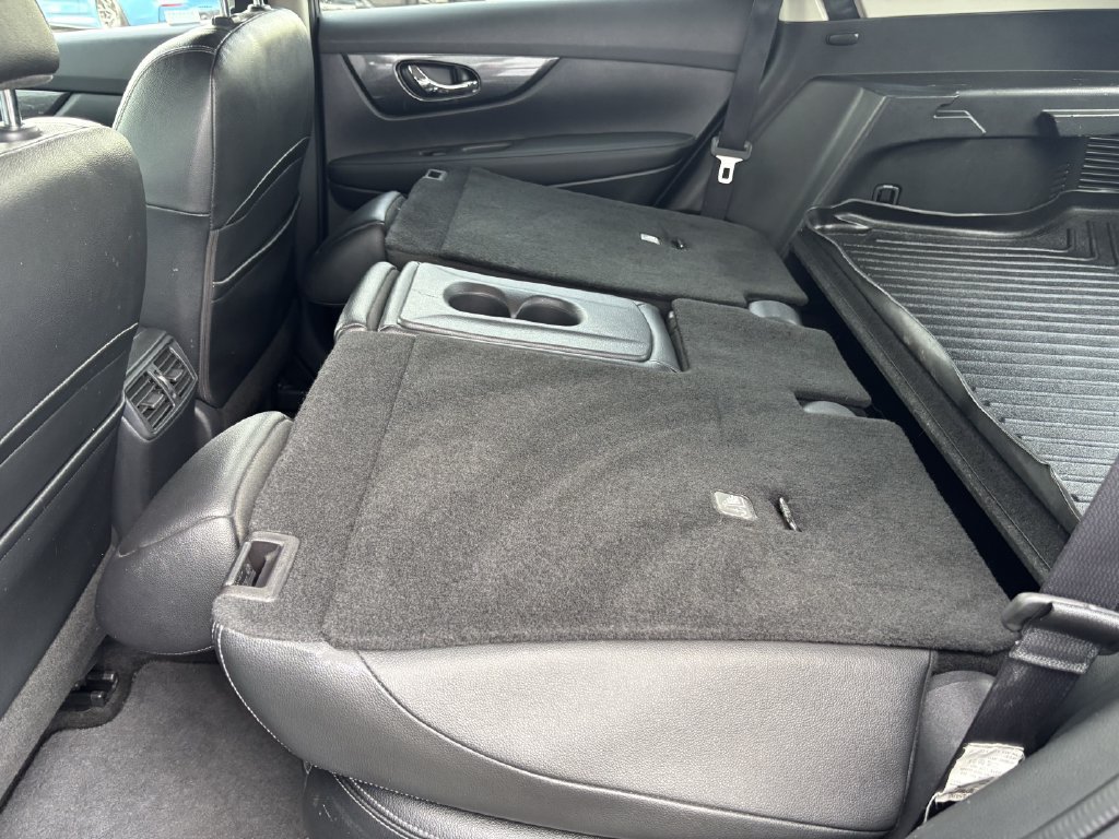 Used 2016 Nissan Rogue SL AWD/4WD image 24