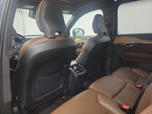Used 2023 Volvo XC90 B5 Plus w/ Protection Package AWD/4WD image 13