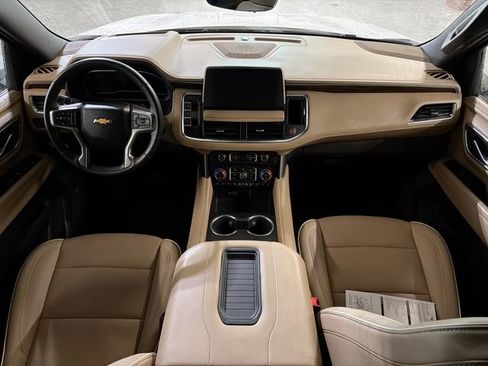 Used 2023 Chevrolet Tahoe Premier w/ Premium Package image 10