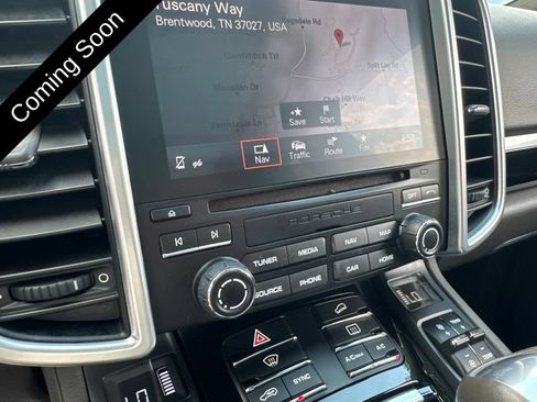 Used 2017 Porsche Cayenne Platinum Edition AWD/4WD image 47
