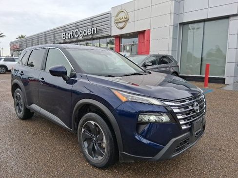 Certified 2024 Nissan Rogue SV image 1