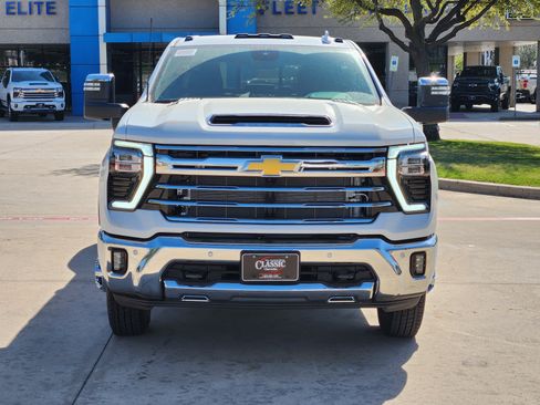 New 2026 Chevrolet Silverado 3500 LTZ w/ LTZ Texas Edition image 11