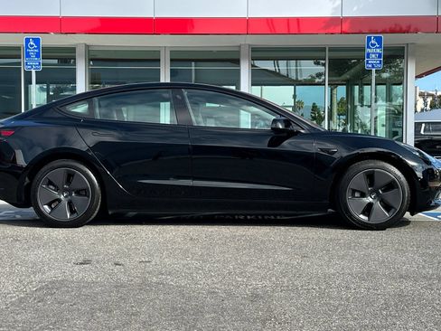Used 2023 Tesla Model 3 Long Range AWD/4WD image 3