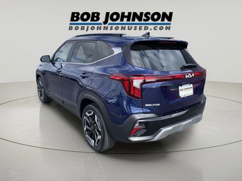 Used 2024 Kia Seltos SX w/ SX Sunroof Package AWD/4WD image 5