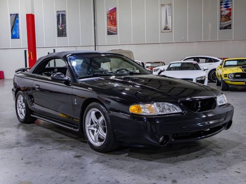 Used 1998 Ford Mustang Cobra RWD image 29