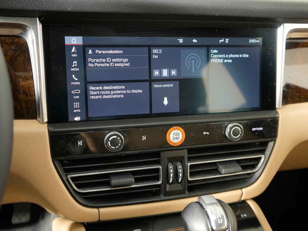 Certified 2025 Porsche Macan w/ Premium Package Plus AWD/4WD image 30